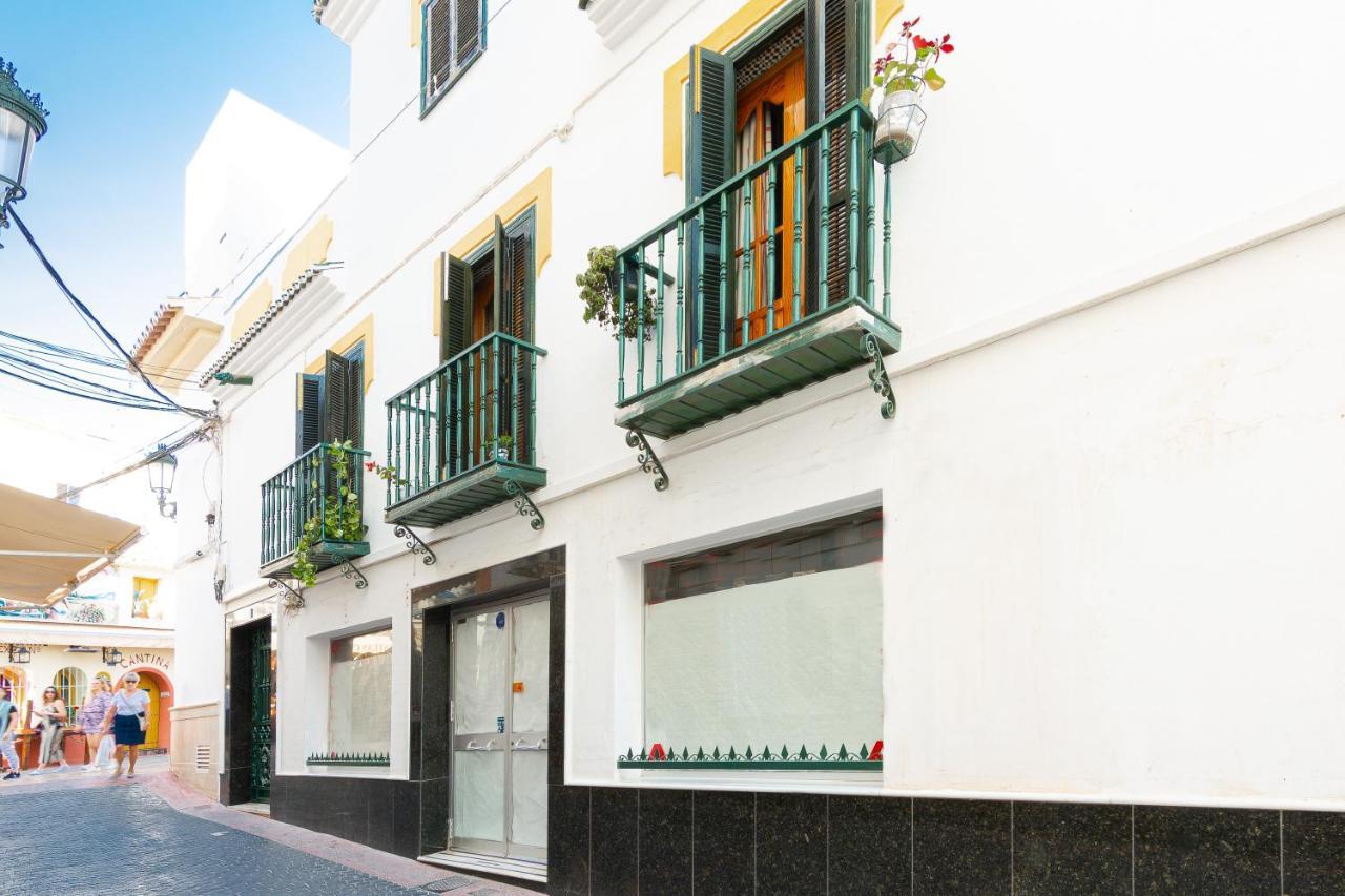 Вилла Casa Lola Centro De Нерха Экстерьер фото