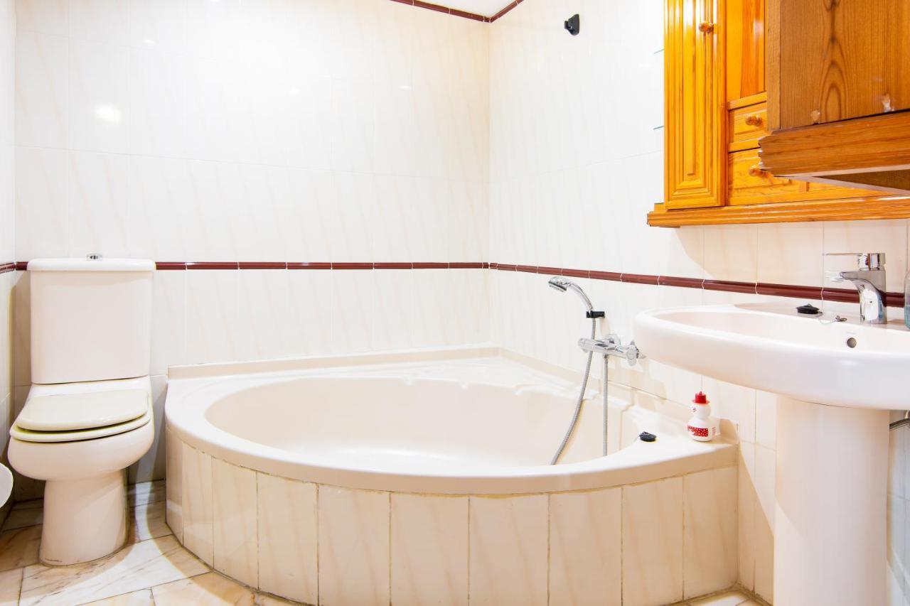 Вилла Casa Lola Centro De Нерха Экстерьер фото